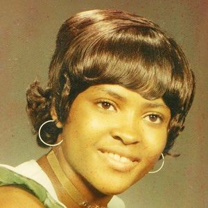 Meet your Posher, Regina